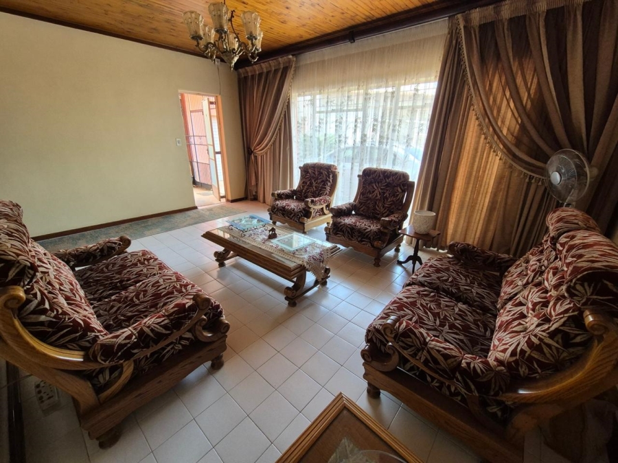 3 Bedroom Property for Sale in Manzil Park North West